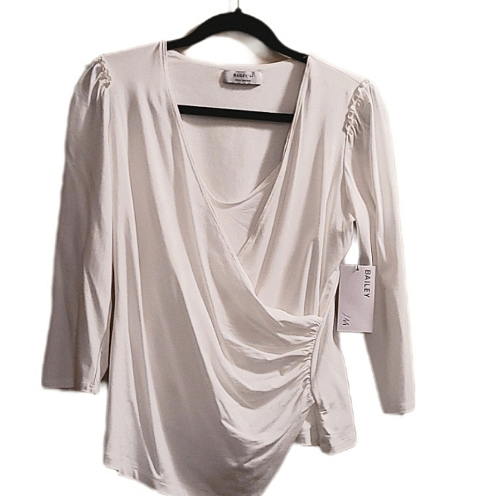 Bailey/44 Medium White Blouse